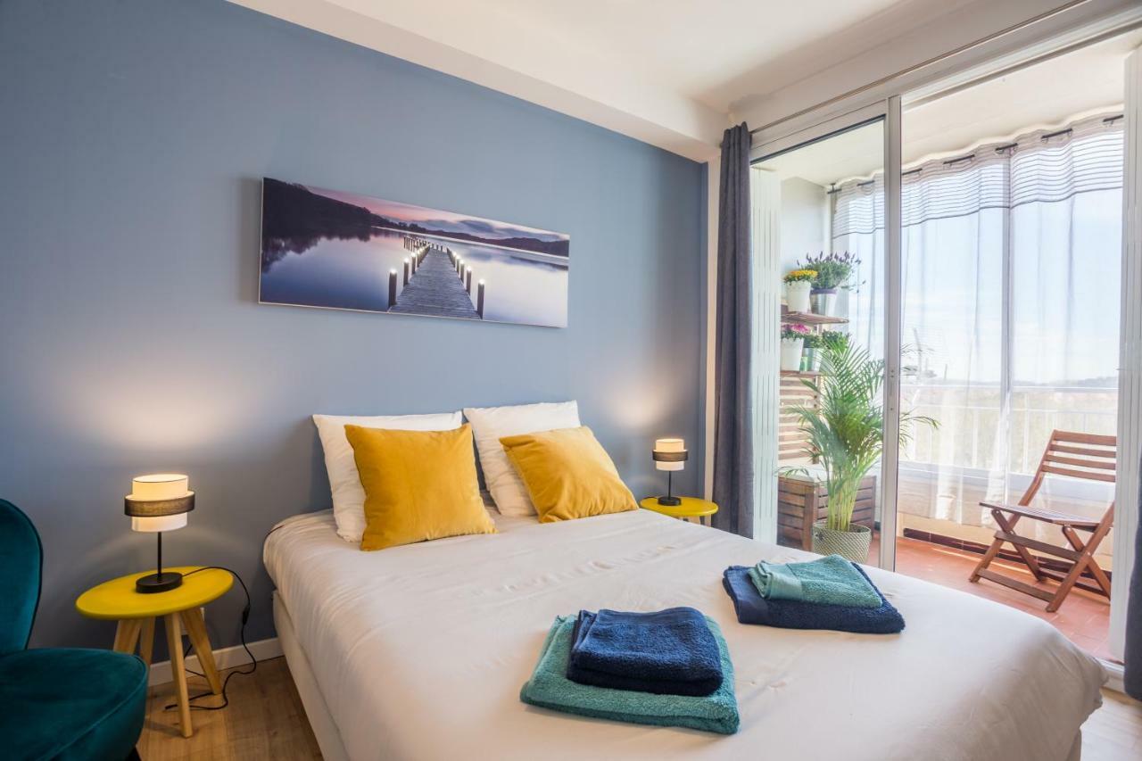 Apartamento T2 avec loggia fleurie et ensoleillée Tolón Exterior foto
